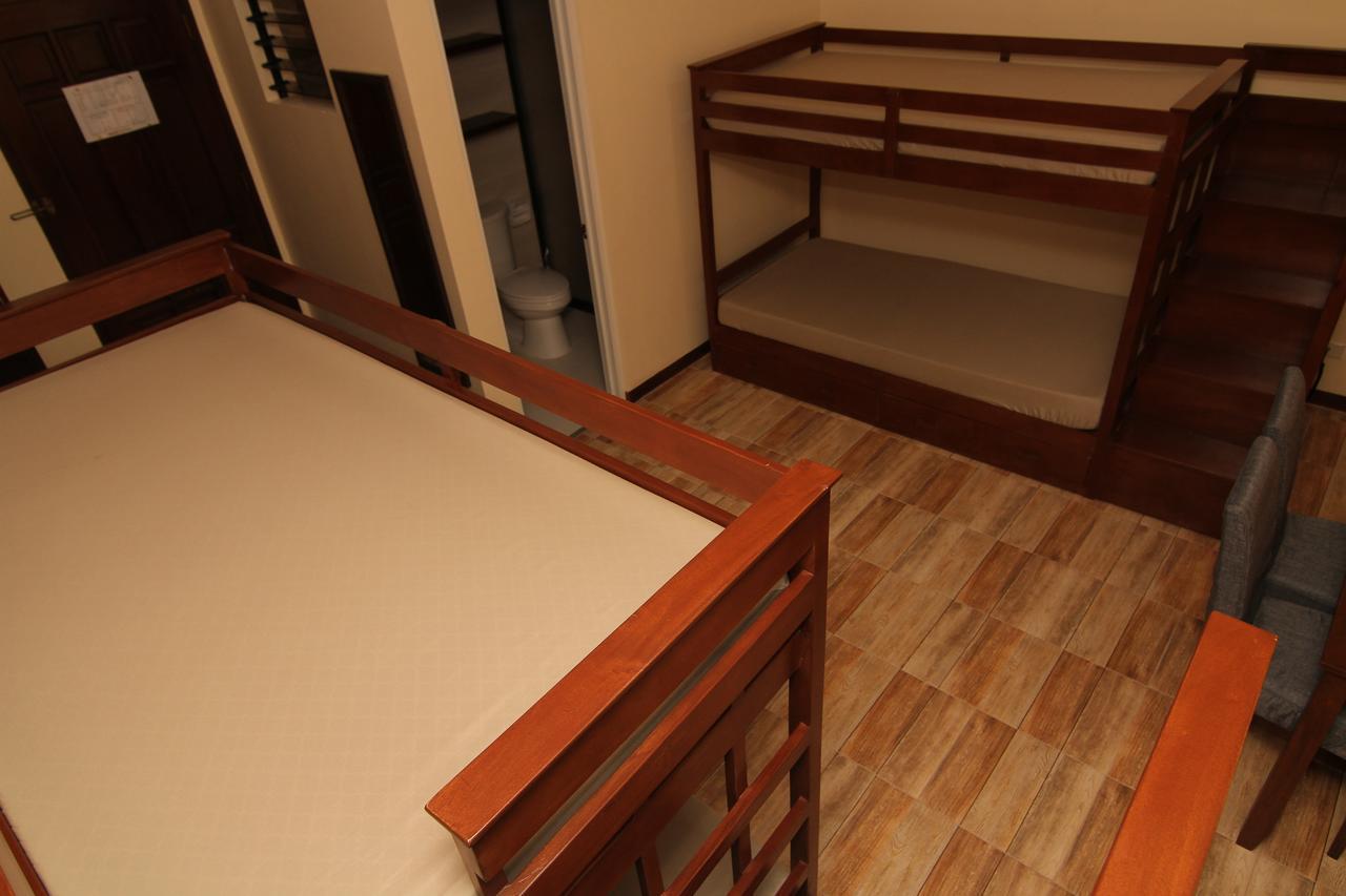 Charos Dormitel Hotel Dumaguete City Luaran gambar
