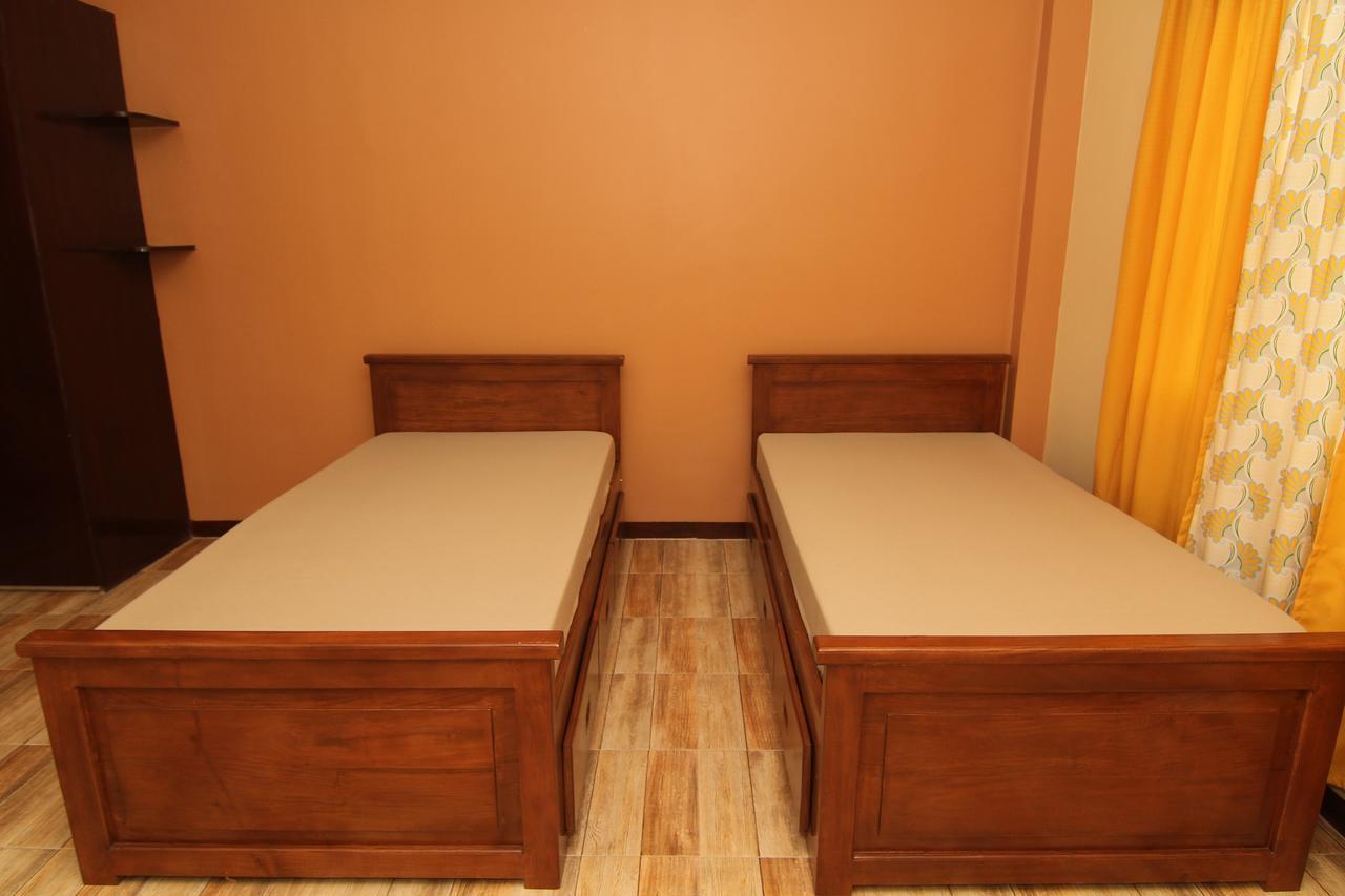 Charos Dormitel Hotel Dumaguete City Luaran gambar