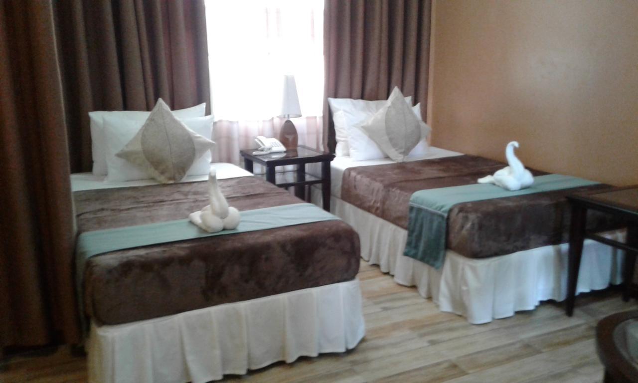 Charos Dormitel Hotel Dumaguete City Luaran gambar