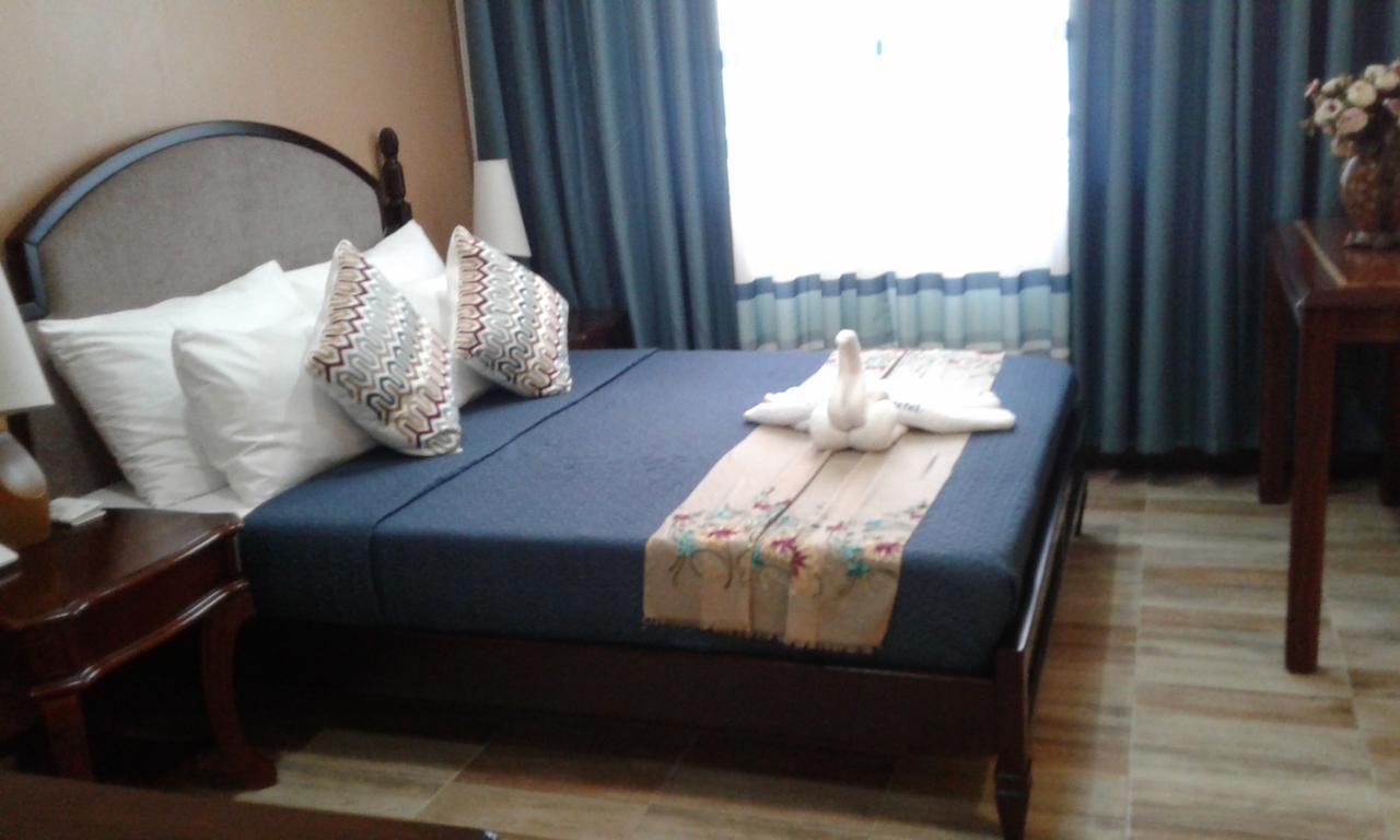 Charos Dormitel Hotel Dumaguete City Luaran gambar
