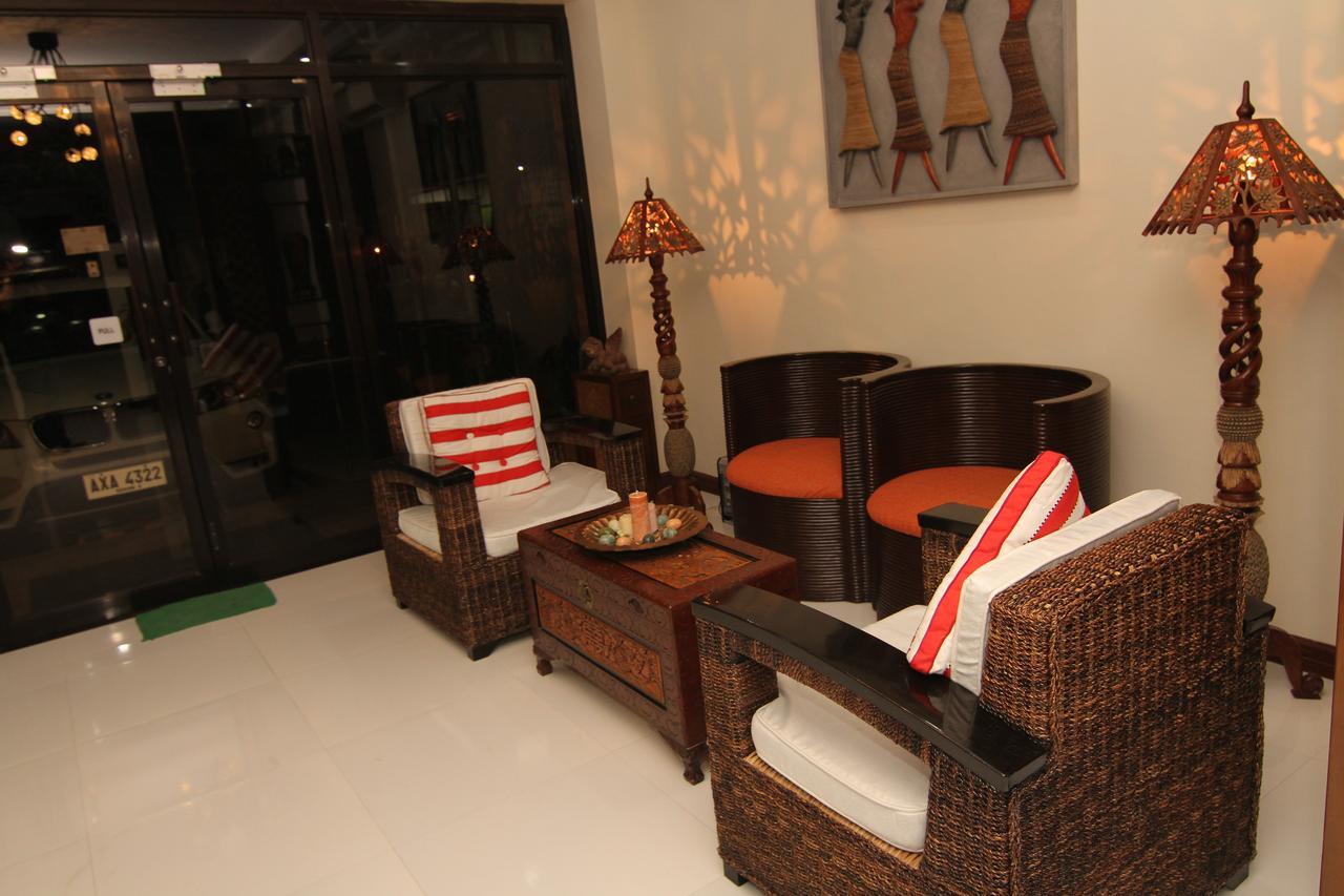 Charos Dormitel Hotel Dumaguete City Luaran gambar